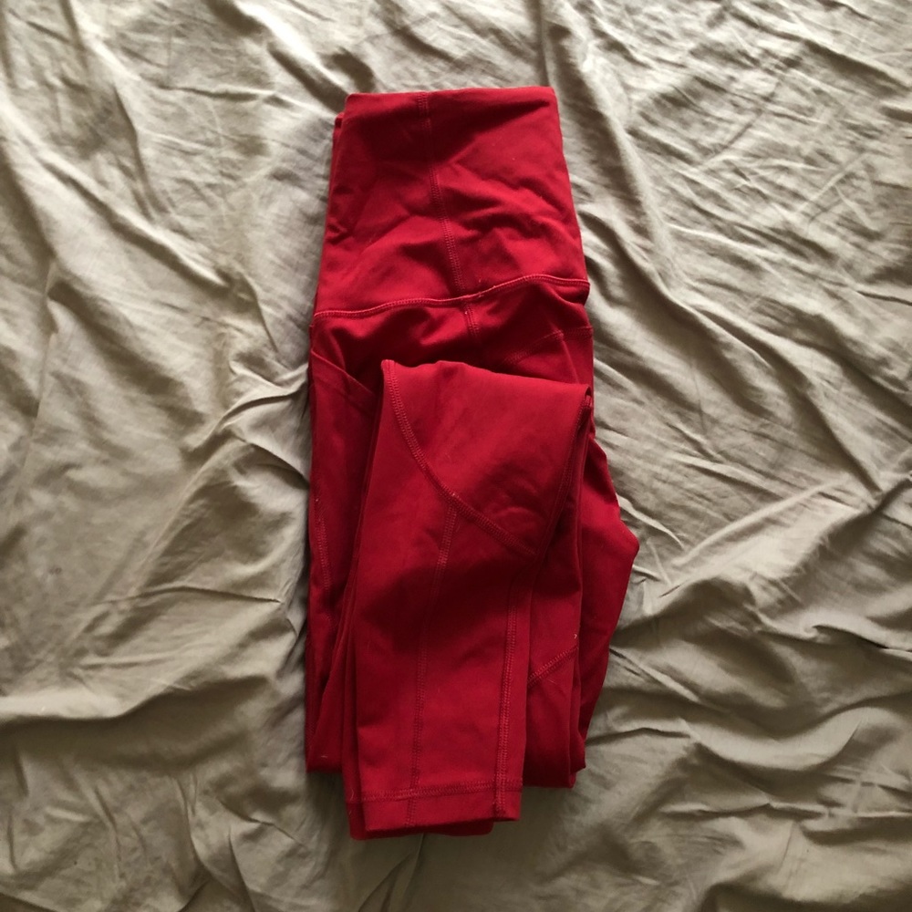 Victoria’s Secret knockout tight with pockets